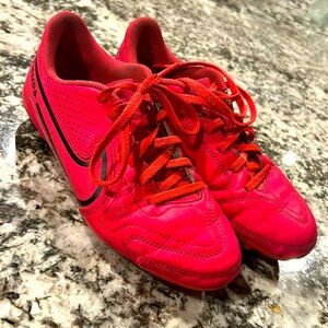 Nike Tiempo Soccer Clears